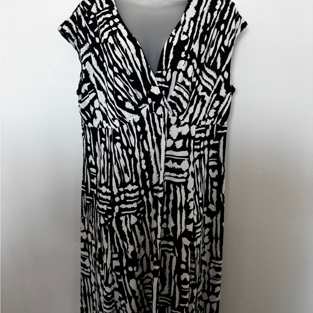 Glamour Plus Formal Black Sheath Maxi Dress